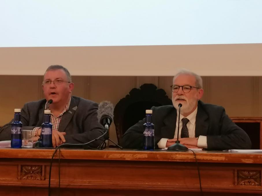 Ignacio Cabeza e Ignacio Amatriain, en el acto de clausura de las jornadas.